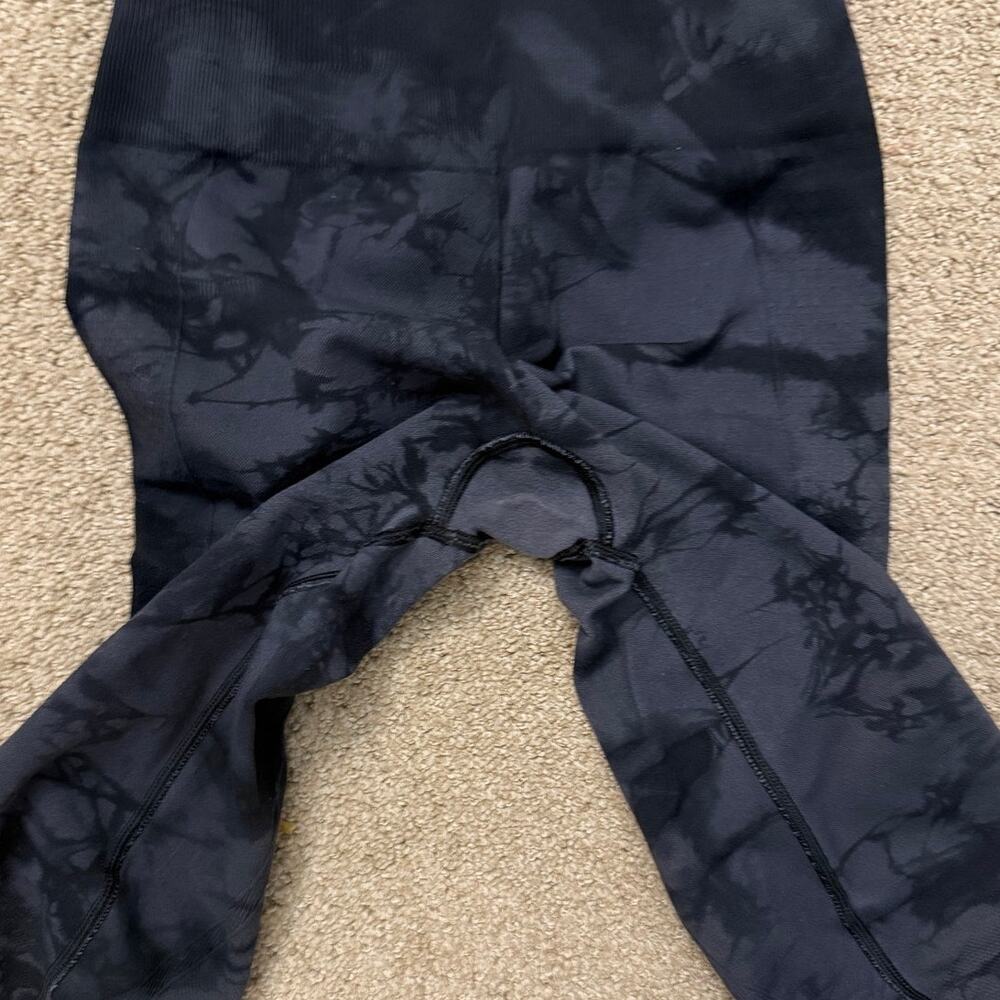 Lululemon Flow & Go Tight Dark Carbon / Black - Picture 6 of 14